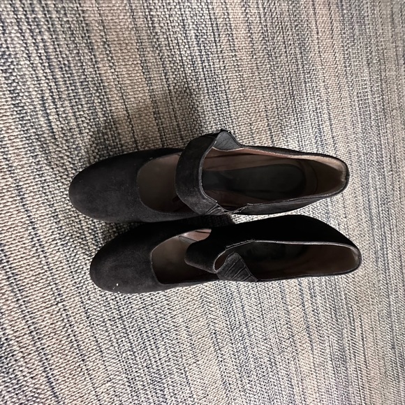 Black suede 9.5 wedges - Picture 2 of 6